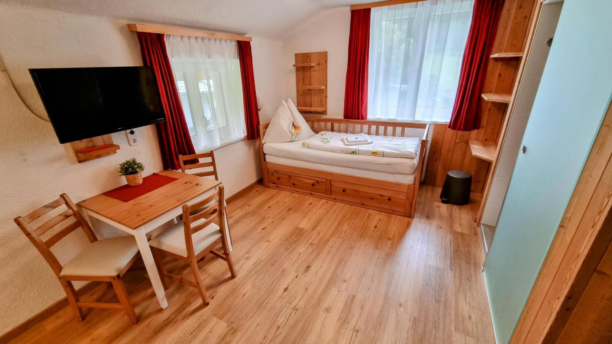 Gaestehaus Landhaus Tyrol Gries im Sellrain Ngoại thất bức ảnh