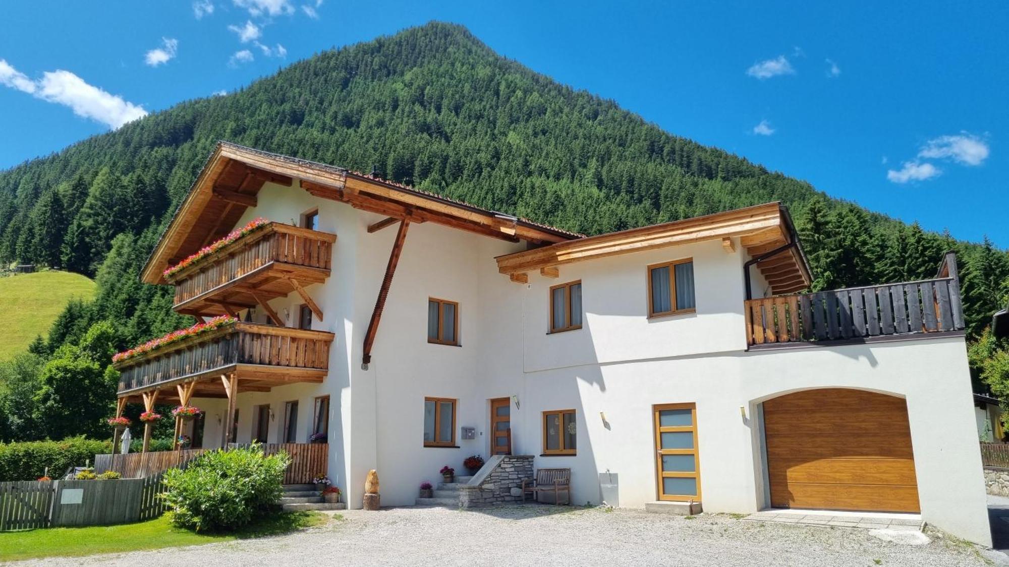 Gaestehaus Landhaus Tyrol Gries im Sellrain Ngoại thất bức ảnh