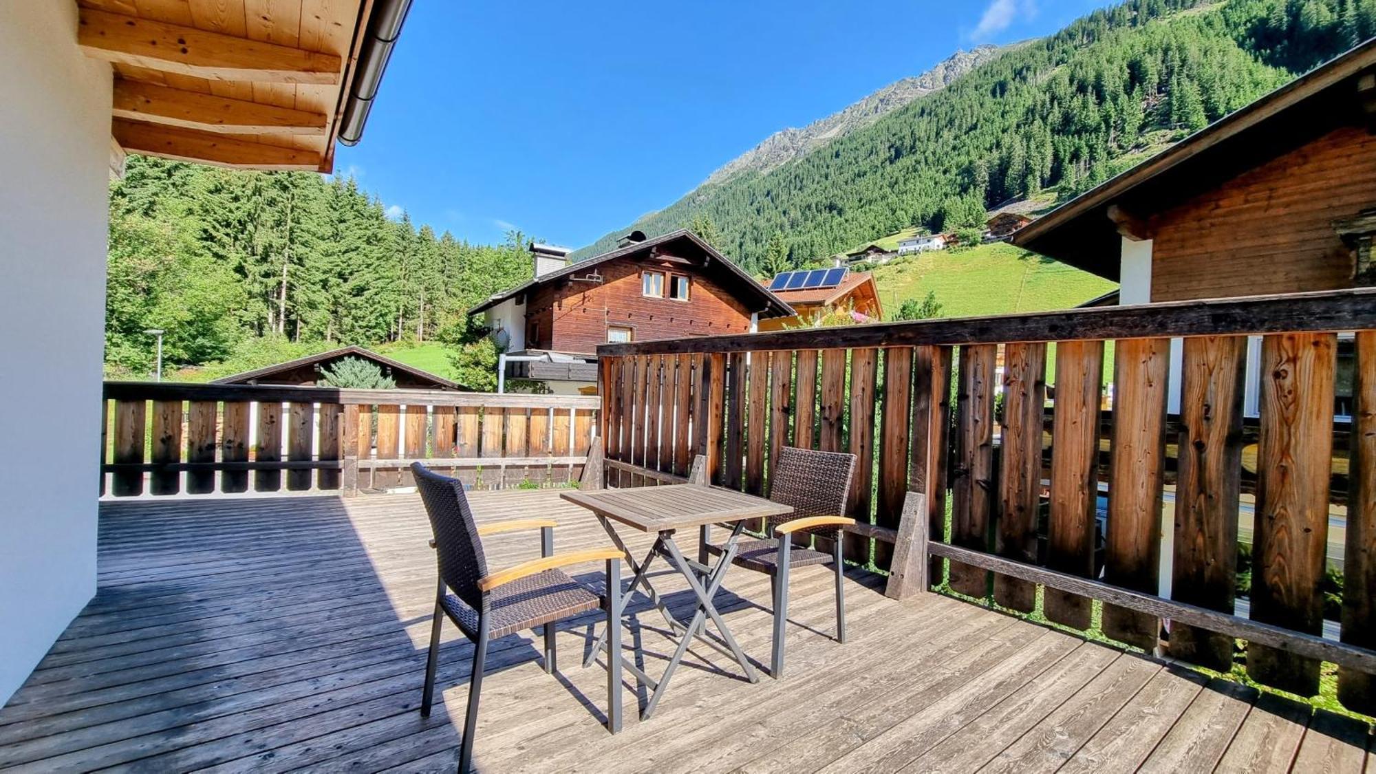 Gaestehaus Landhaus Tyrol Gries im Sellrain Ngoại thất bức ảnh